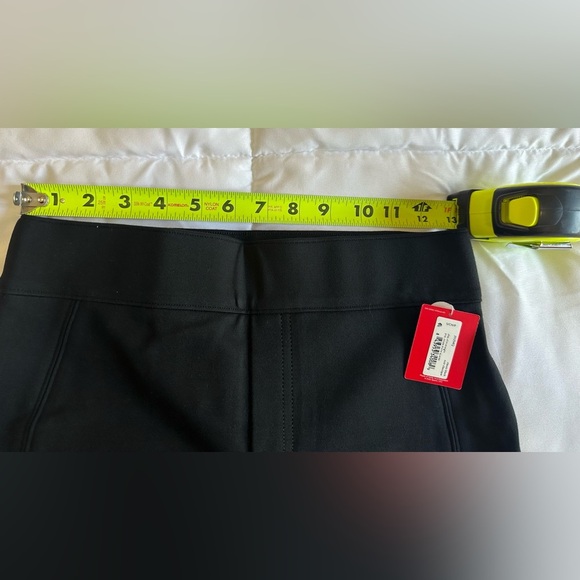NWTs SPANX Size Small Petite Slim Straight Pants - Picture 7 of 7